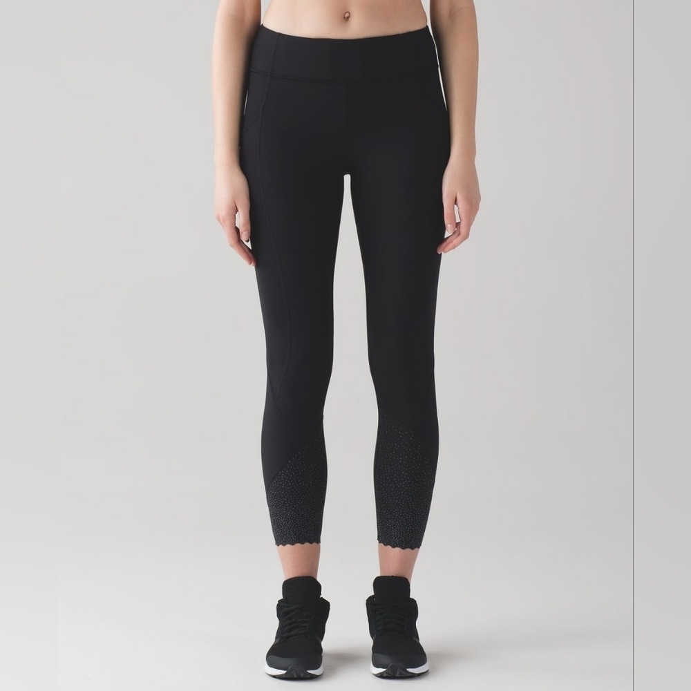 Black Women's Performance Capri Leggings
